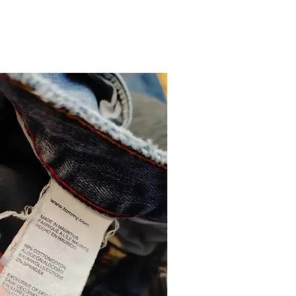 Tommy Hilfiger Medium Wash Distressed Jeans 10R - Picture 4 of 4